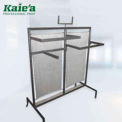 Freestanding steel apparel display rack clothes store hanging display stand with wheels